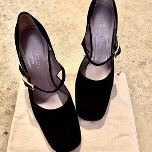 Vintage GUCCI Black Mary Jane Pumps, Size 6